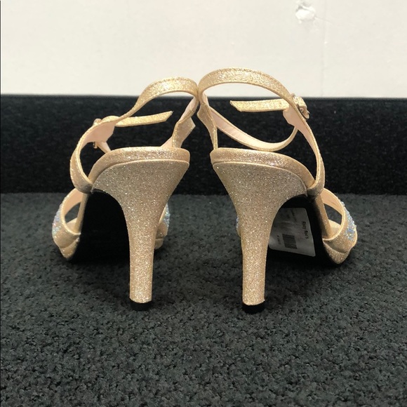 Nude Jeweled Evening Sandals Heels Size 5.5 - Picture 4 of 4
